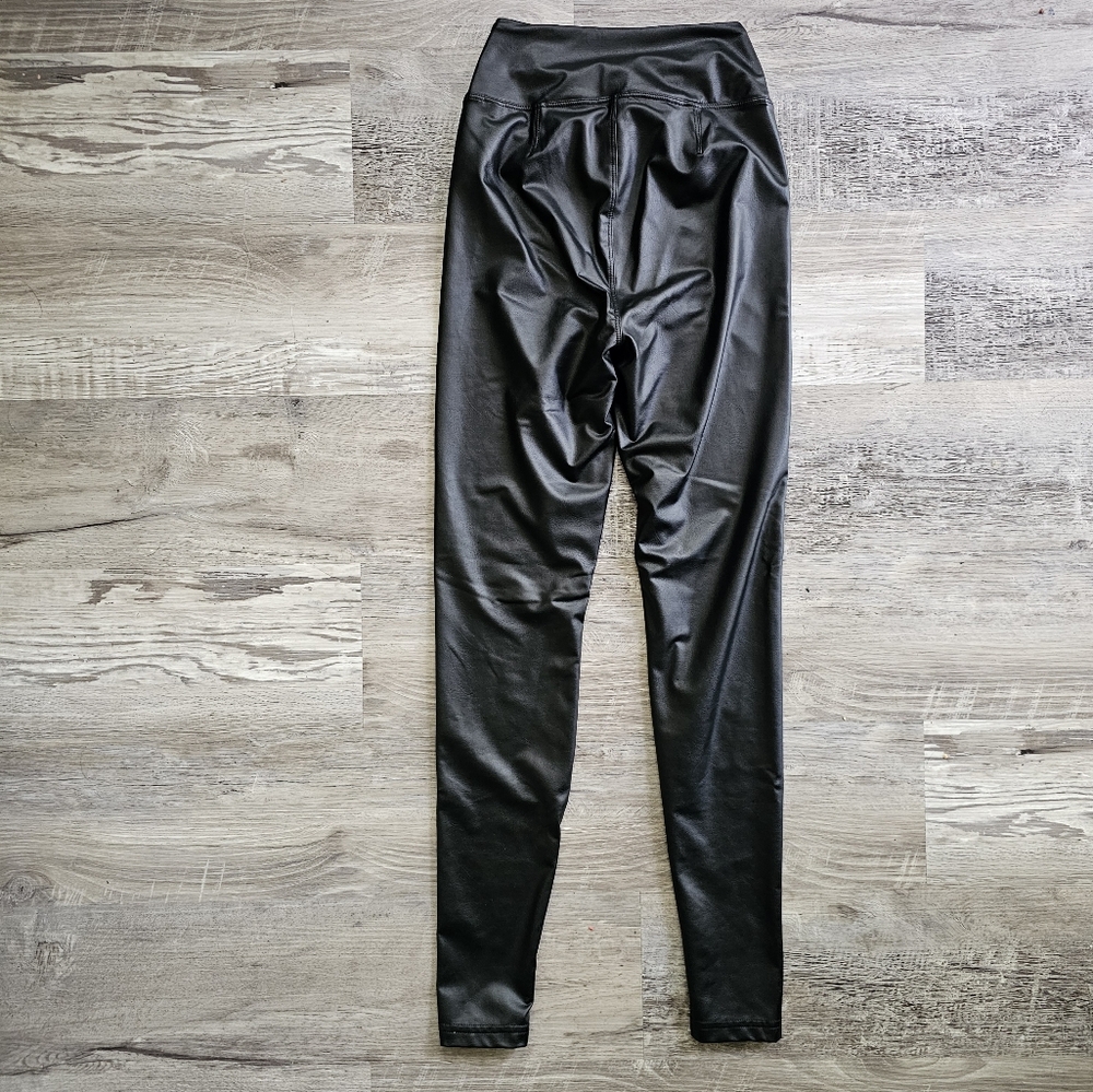 Aerie OFFLINE Black Real Luxe Faux Leather Leggings Size XS - Picture 5 of 9